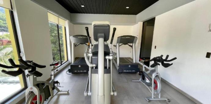 Beverly Hills: Hotel And Business Nuevo Cuscatlan Exteriör bild