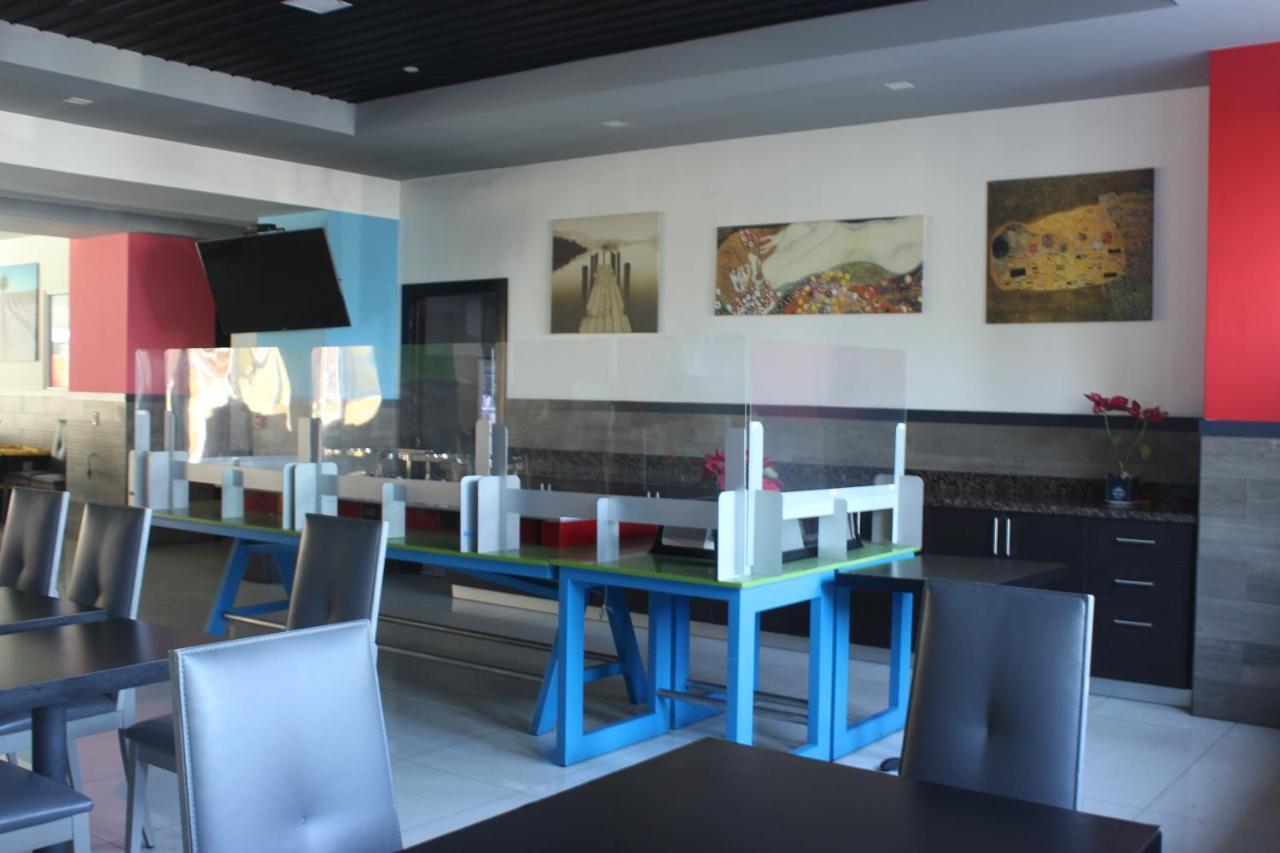 Beverly Hills: Hotel And Business Nuevo Cuscatlan Exteriör bild