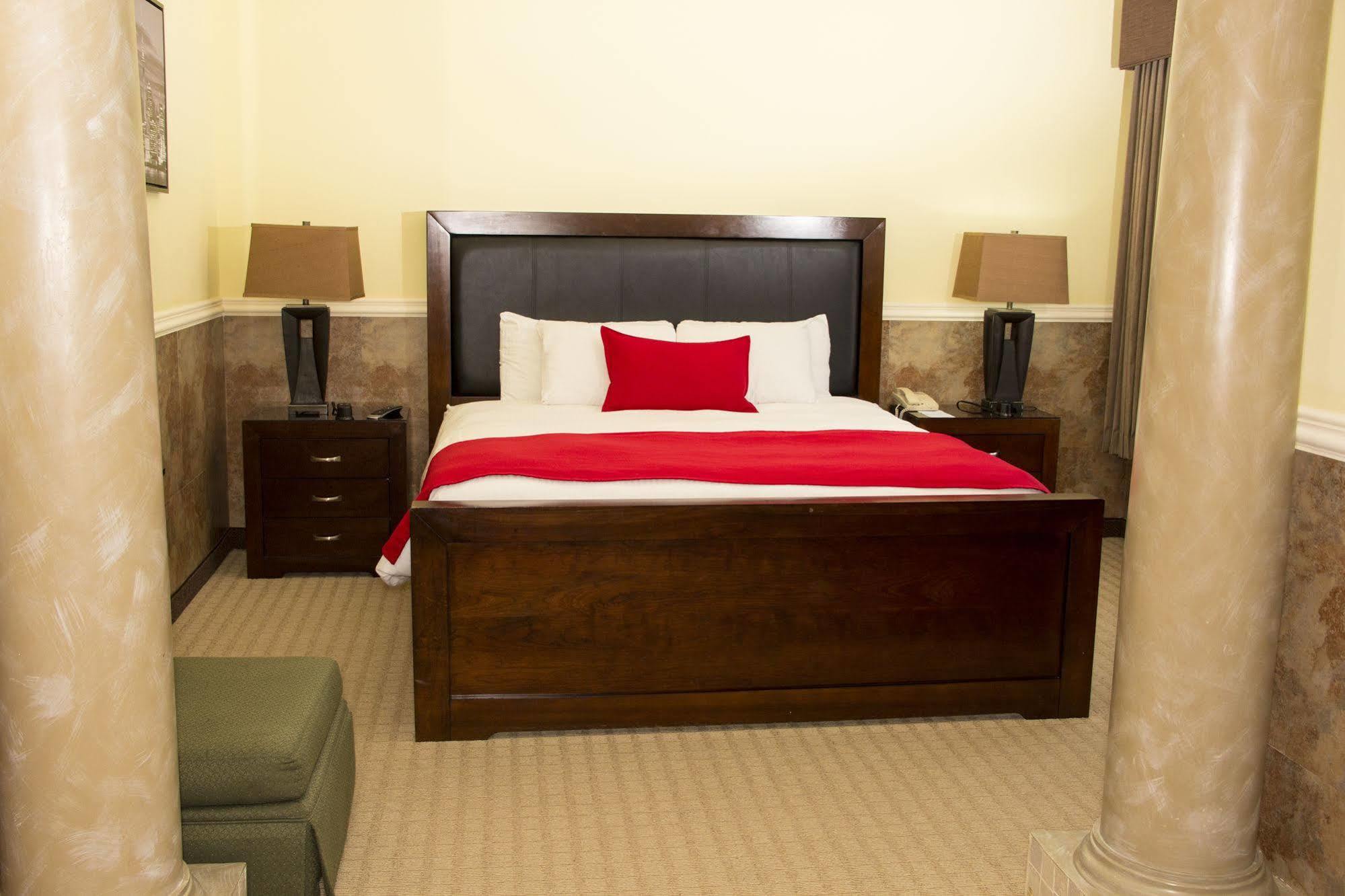 Beverly Hills: Hotel And Business Nuevo Cuscatlan Exteriör bild