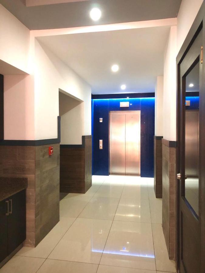 Beverly Hills: Hotel And Business Nuevo Cuscatlan Exteriör bild
